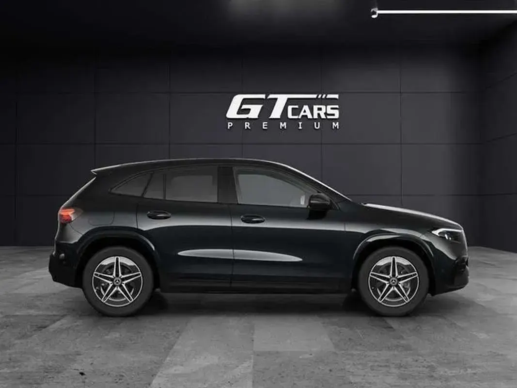 Usado Mercedes EQA250+ AMG 139 kW (190 CV) 2024 Negro SUV