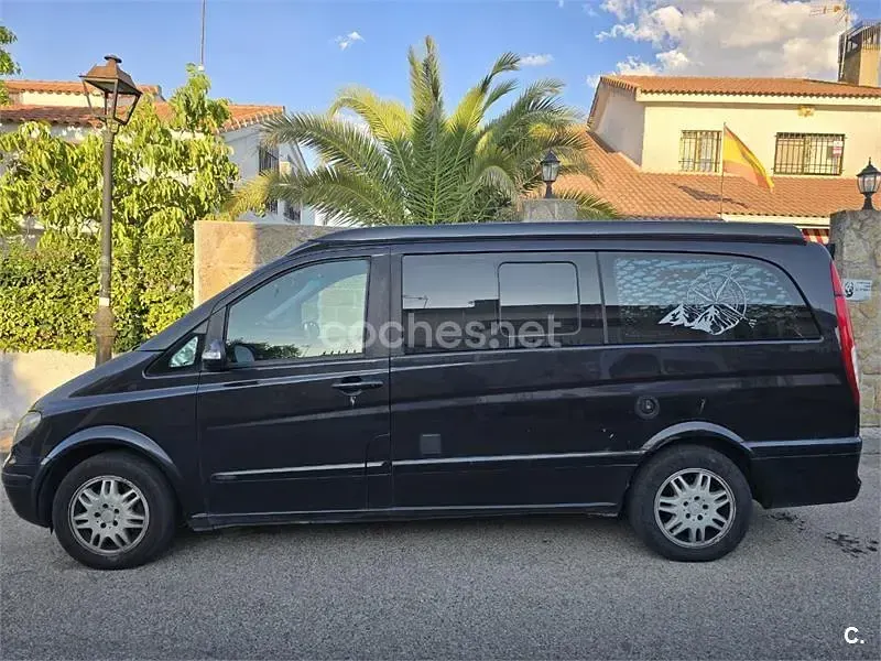 Usado Mercedes Viano 109 CV (80 kW) 2005 Negro Monovolumen