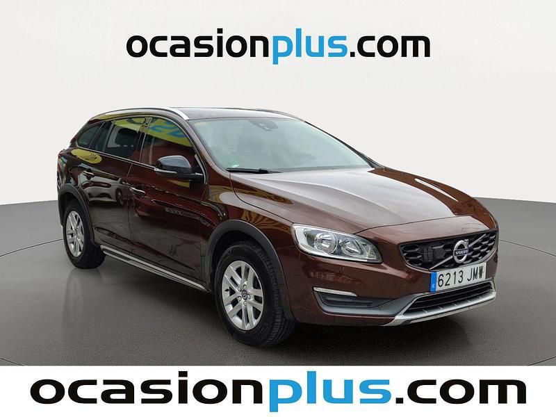 Usado Volvo V60 CC Kinetic 150 CV (110 kW) 2016 Marrón Familiar