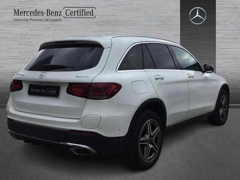 Usado Mercedes GLC300e AMG line 306 CV (225 kW) 2021 Blanco
