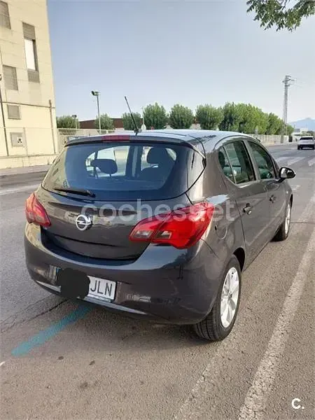 Usado Opel Corsa Selective 90 CV (66 kW) 2016 Gris / plata Utilitario