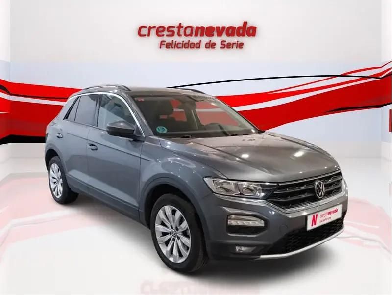 Usado VW T-Roc Advance 150 CV (110 kW) 2021 Gris / plata SUV