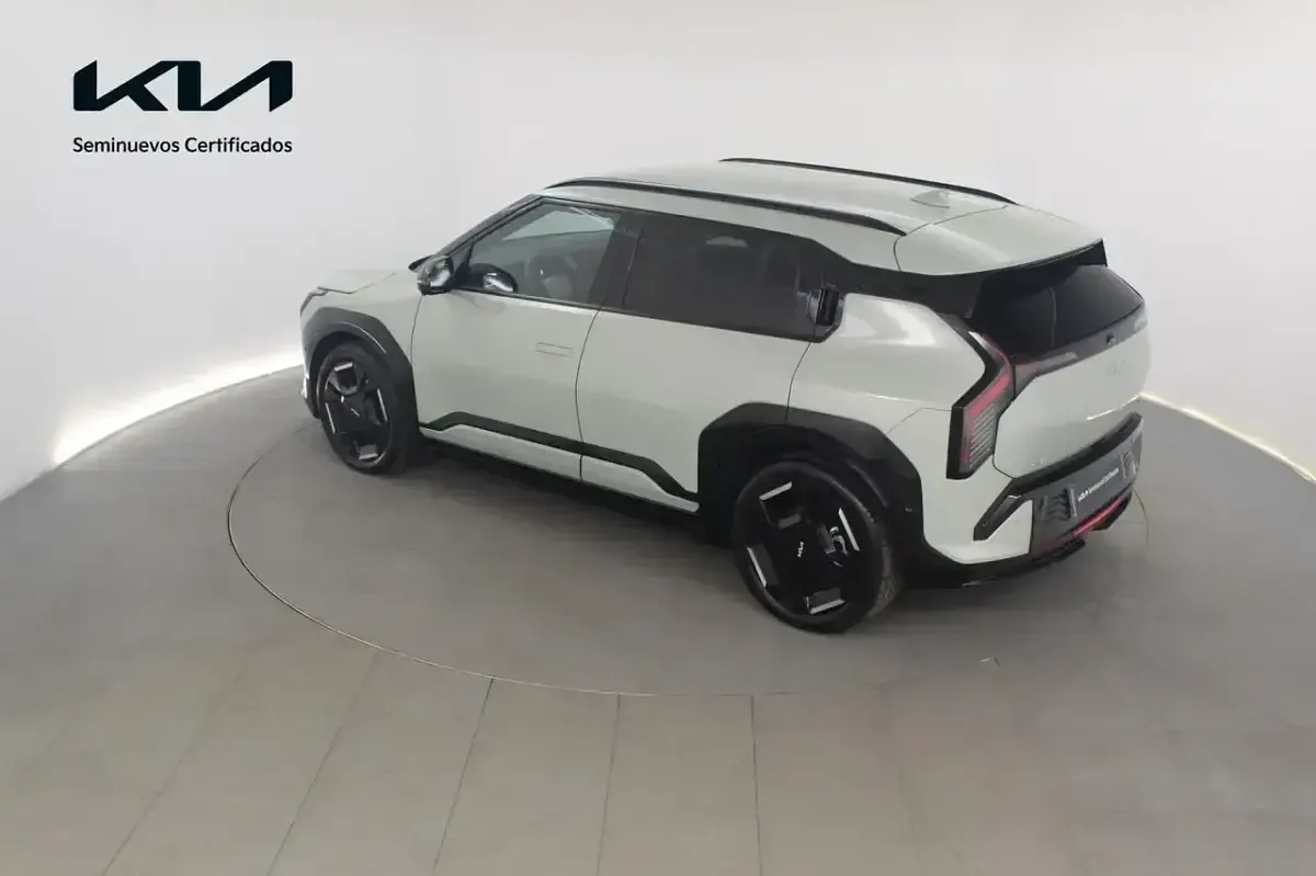 Usado Kia EV3 GT-Line 150 kW (204 CV) 2024 Verde SUV