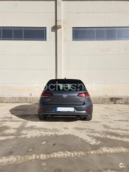 Używany VW Golf VII Advance 130 KM (95 kW) 2019 Szary Kombi