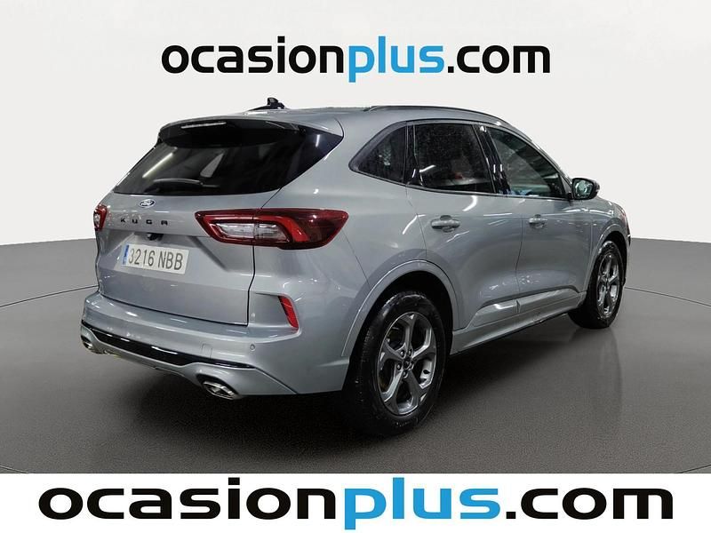 Usado Ford Kuga ST-Line 150 CV (110 kW) 2025 Gris plata SUV