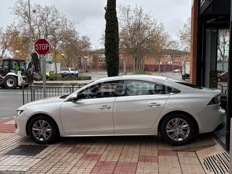 Usado Peugeot 508 Allure 130 CV (95 kW) 2022 Blanco Berlina