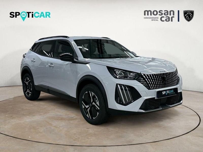Usado Peugeot 2008 Allure 131 CV (96 kW) 2024 Blanco SUV