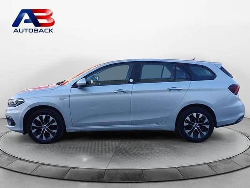 Usado Fiat Tipo Mirror 95 CV (69 kW) 2020 Blanco Familiar