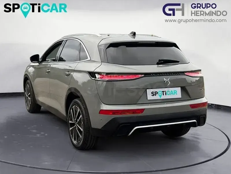 Usado DS Automobiles DS7 Crossback Rivoli 130 CV (95 kW) 2023 Gris / plata SUV