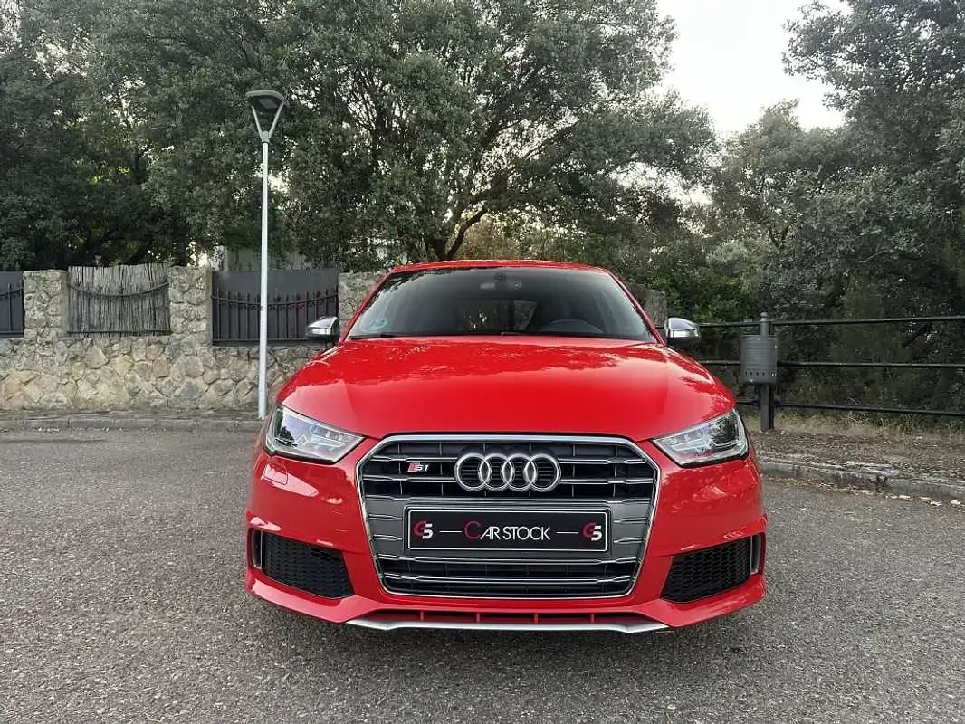 Usado Audi S1 Sportback S-Line 231 CV (169 kW) 2018 Rojo Utilitario