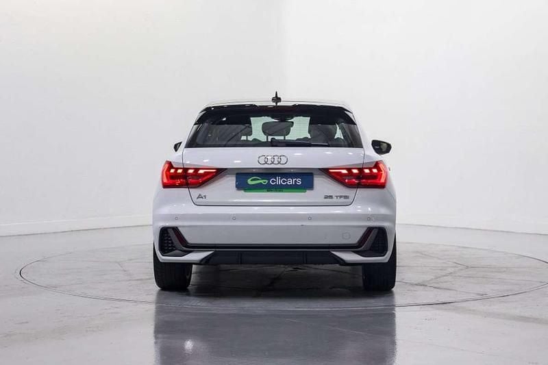 Usado Audi A1 Sportback Premium 95 CV (69 kW) 2021 Blanco Utilitario