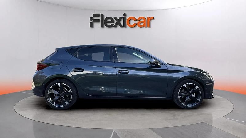 Używany Cupra Leon 150 KM (110 kW) 2023 Szary Sedan/Limuzyna