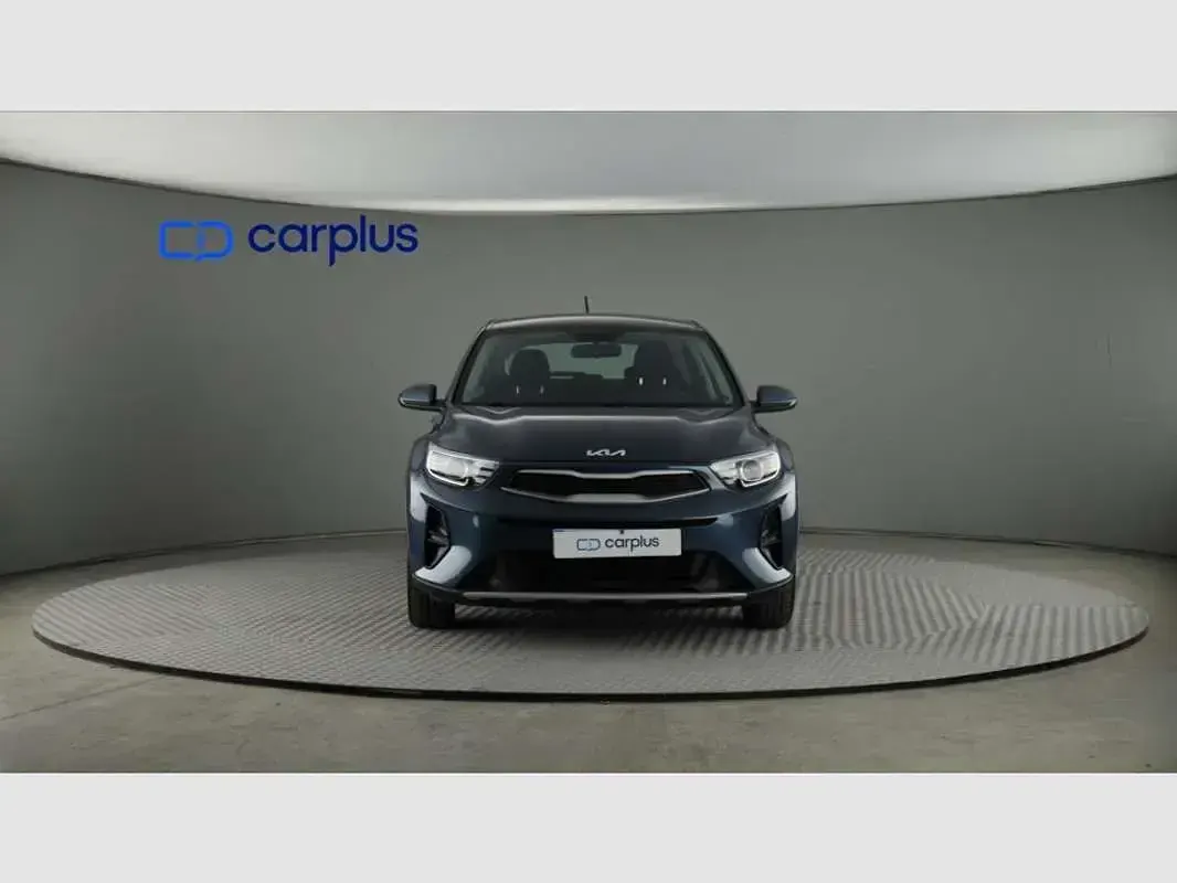 Usado Kia Stonic 84 CV (61 kW) 2023 Azul SUV