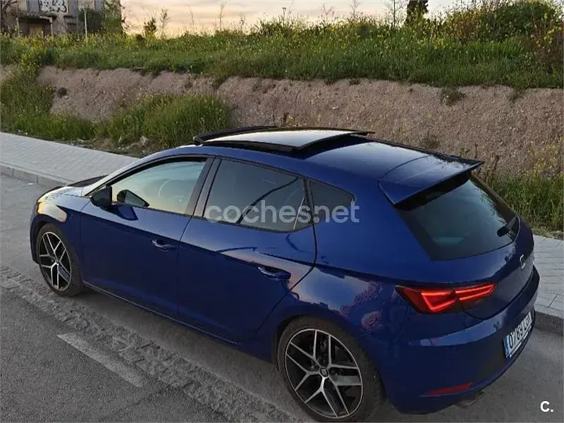 Usado Seat Leon ST FR 150 CV (110 kW) 2020 Azul Familiar