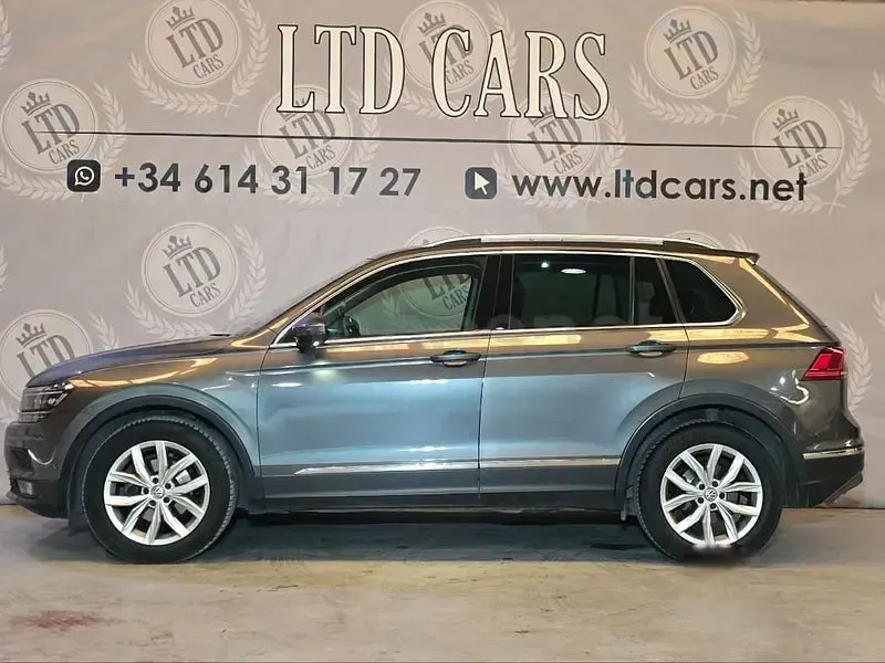 Usado VW Tiguan Allspace Advance 150 CV (110 kW) 2019 Gris / plata SUV