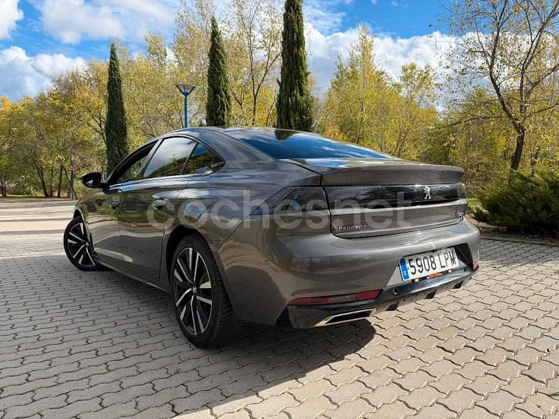 Usado Peugeot 508 GT 130 CV (95 kW) 2021 Gris Utilitario