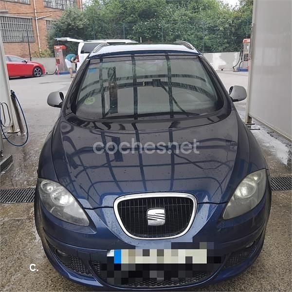 Usado Seat Altea XL Stylance 105 CV (77 kW) 2007 Azul Monovolumen