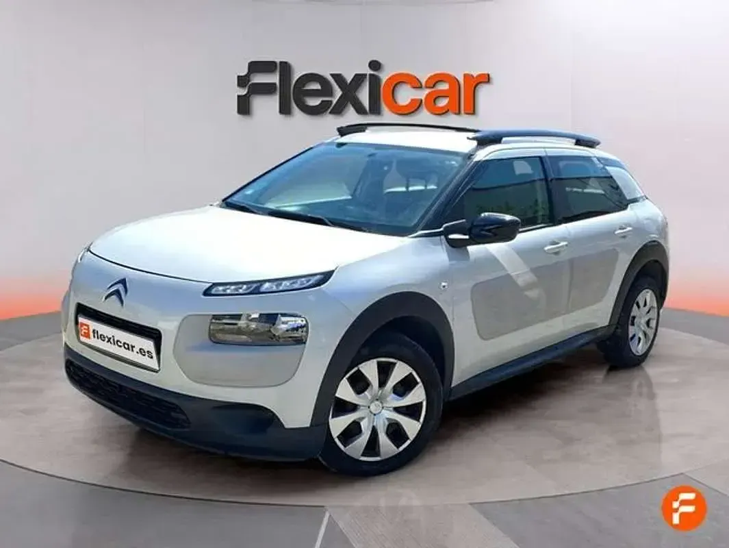 Usado Citroën C4 Cactus Feel 110 CV (80 kW) 2017 Gris Utilitario