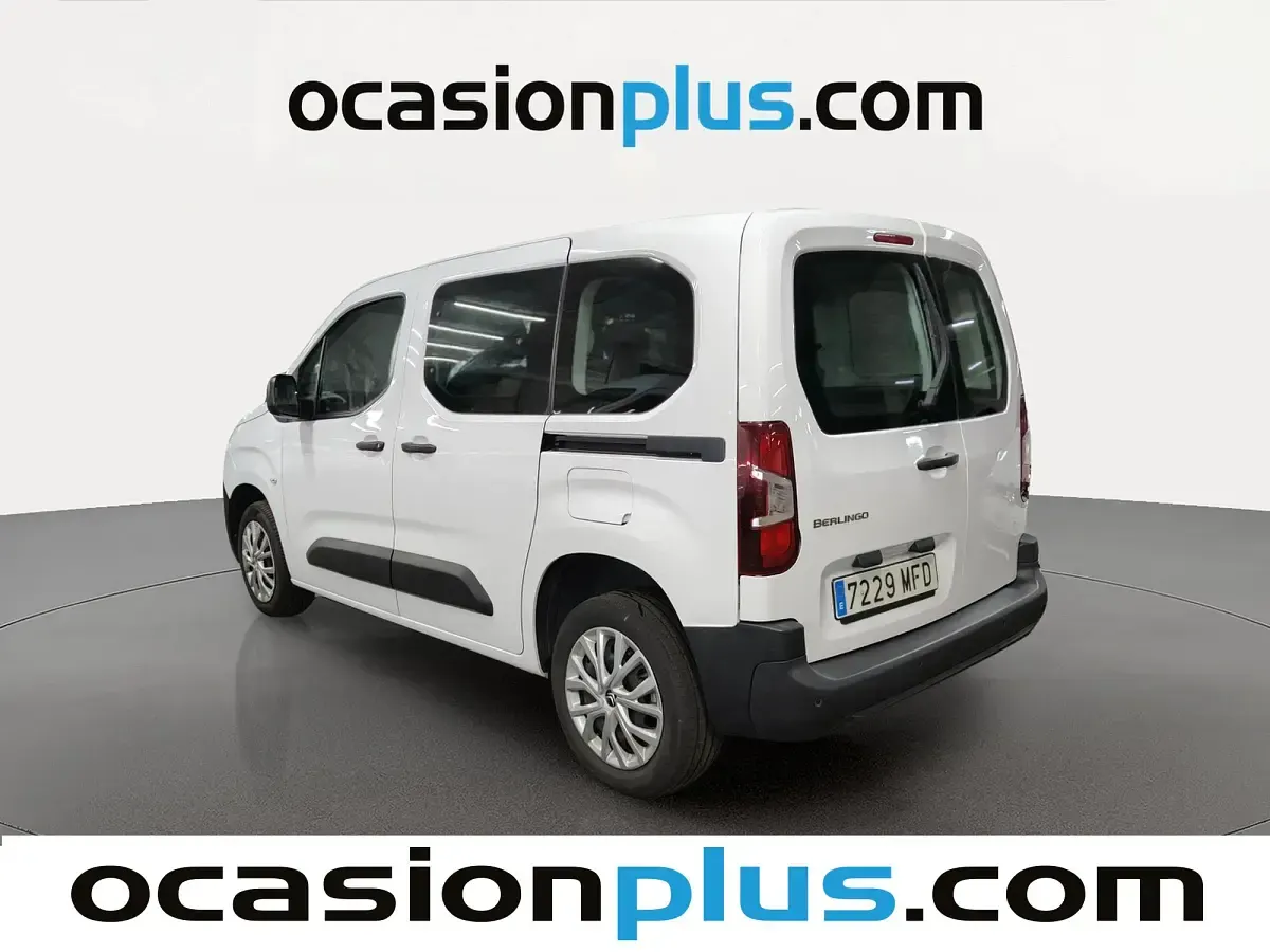 Usado Citroën Berlingo Business Class 102 CV (75 kW) 2023 Blanco Monovolumen