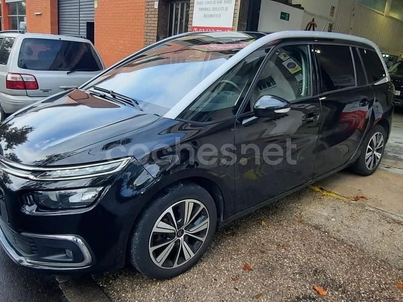 Usado Citroën Grand C4 Picasso Feel 130 CV (95 kW) 2018 Negro Monovolumen