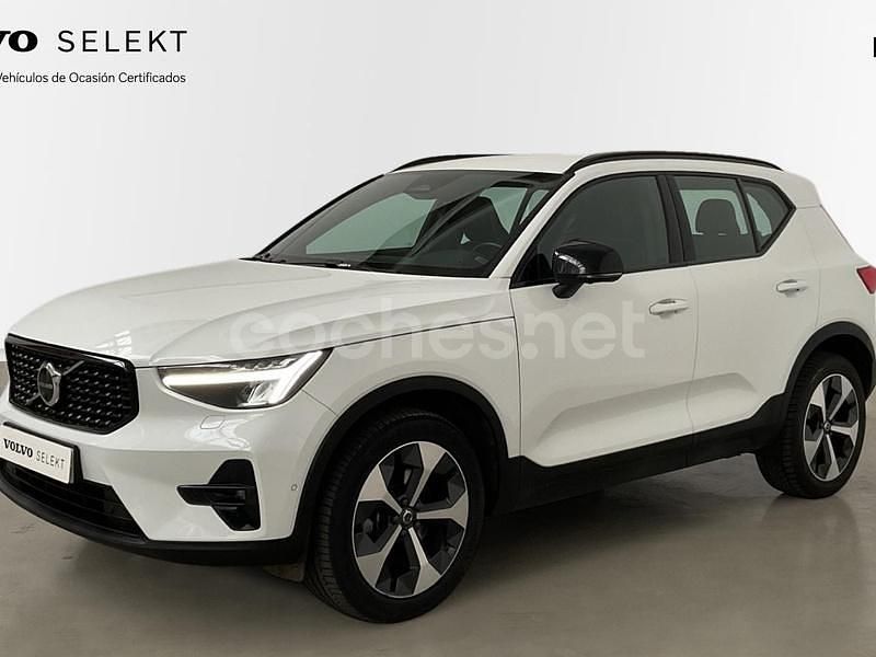 Blanco Usado 2023 Volvo XC40 Plus SUV | 37.500 € (Precio justo) - Imagen 1/4