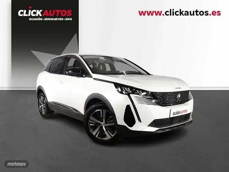 Usado Peugeot 3008 Allure 130 CV (95 kW) 2022 Blanco SUV