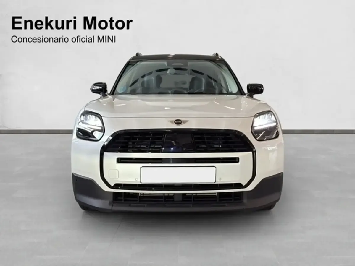Usado Mini Countryman Essential 170 CV (125 kW) 2024 Blanco SUV