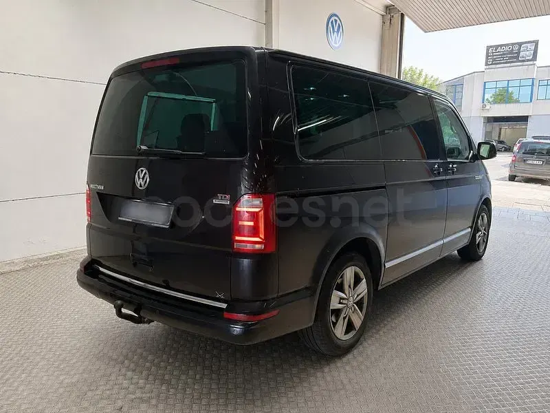 Usado VW Multivan 204 CV (150 kW) 2017 Negro Monovolumen