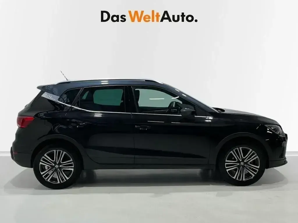 Usado Seat Arona FR 116 CV (85 kW) 2024 Negro SUV