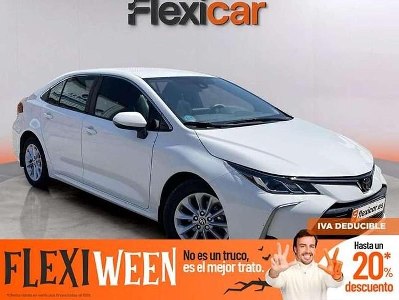 Blanco Usado 2023 Toyota Corolla Active Berlina | 18.390 € (Buen precio) - Imagen 1/4