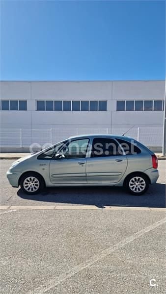 Usado Citroën Xsara Picasso Exclusive 90 CV (66 kW) 2002 Azul Monovolumen