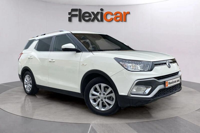 Blanco Usado 2019 Ssangyong XLV Limited SUV | 10.990 € - Imagen 1/4