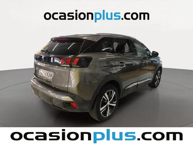 Usado Peugeot 3008 Allure 131 CV (96 kW) 2018 Gris SUV