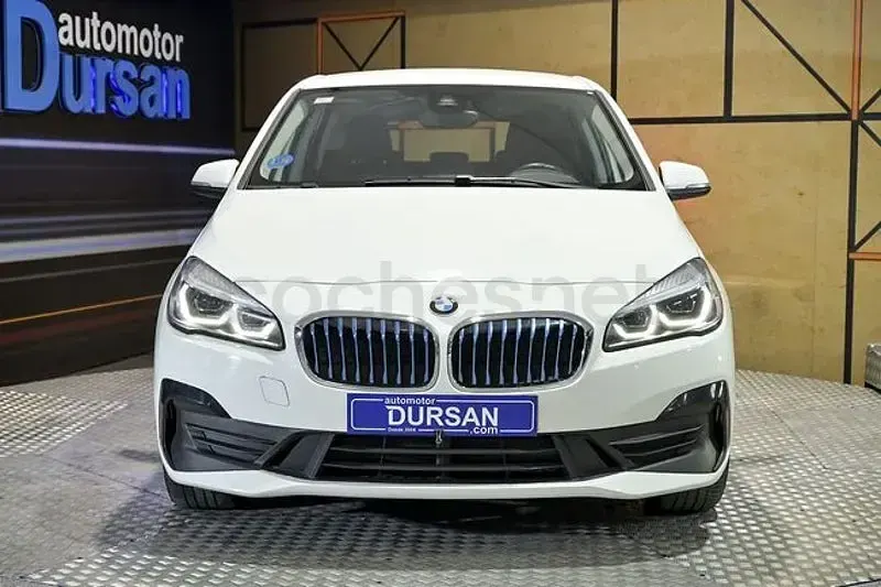 Usado BMW 225 Active Tourer iPerformance 225 CV (165 kW) 2018 Blanco Monovolumen