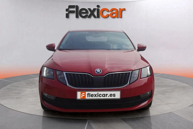Usado Skoda Octavia Ambition 116 CV (85 kW) 2017 Rojo Berlina