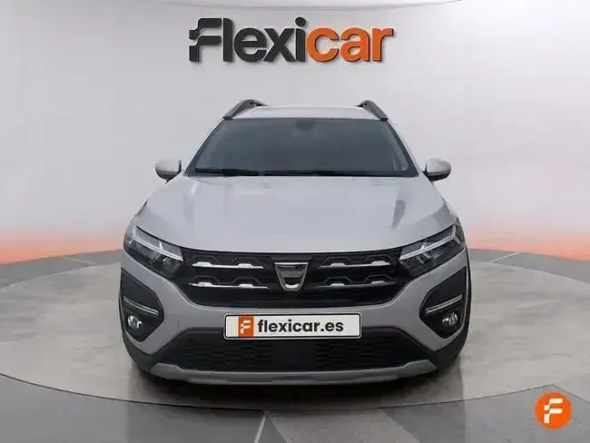 Begagnad Dacia Jogger Comfort 100 HK (73 kW) 2022 Grå Minibuss