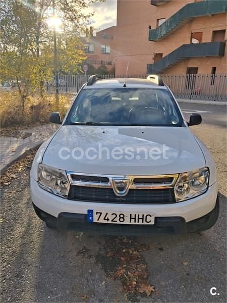 Blanco Usado 2011 Dacia Duster Lauréate SUV | 5400 € (Precio justo) - Imagen 1/4