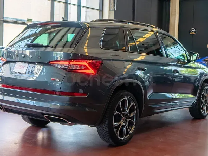 Usado Skoda Kodiaq RS 239 CV (175 kW) 2019 Gris / plata SUV