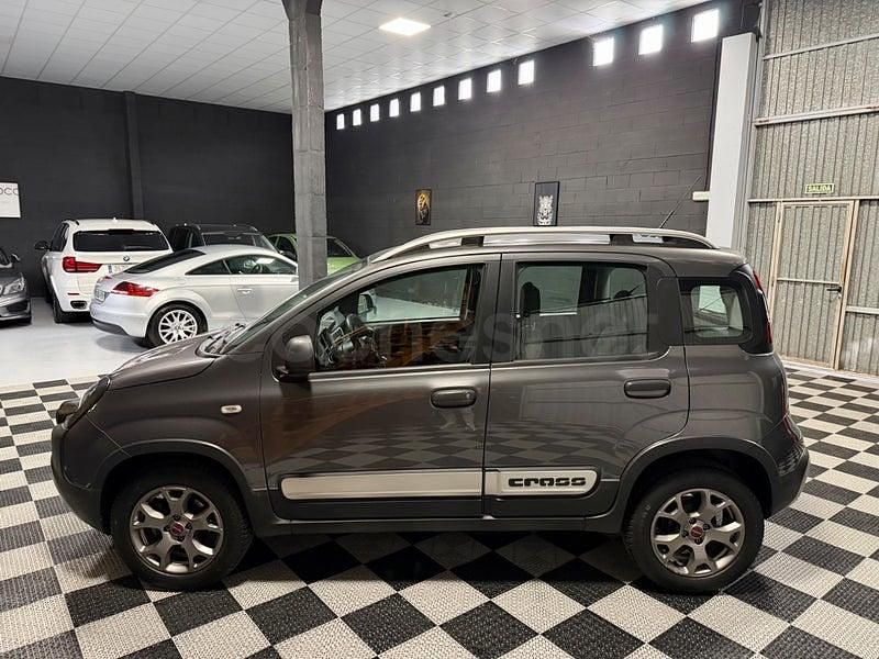 Usado Fiat Panda Cross Cross 95 CV (69 kW) 2018 Gris / plata Utilitario
