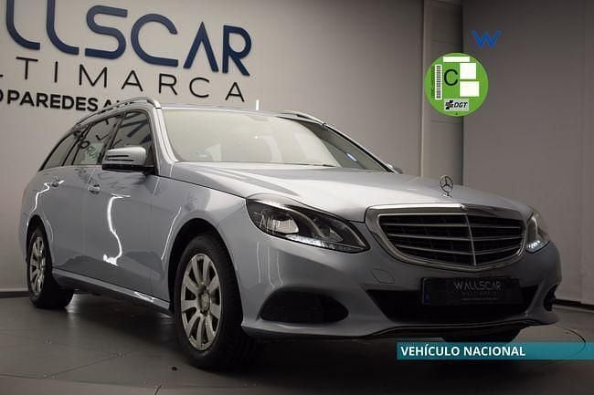Usado Mercedes E220 Elegance 170 CV (125 kW) 2015 Azul Familiar