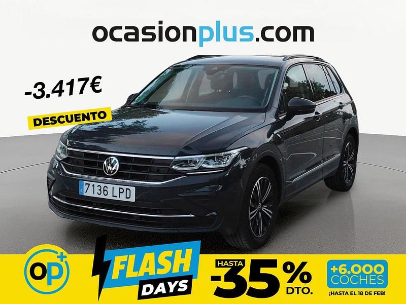 Usado VW Tiguan Life 150 CV (110 kW) 2021 Gris / plata SUV