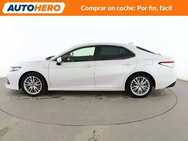 Usado Toyota Camry Advance 218 CV (160 kW) 2020 Blanco Berlina