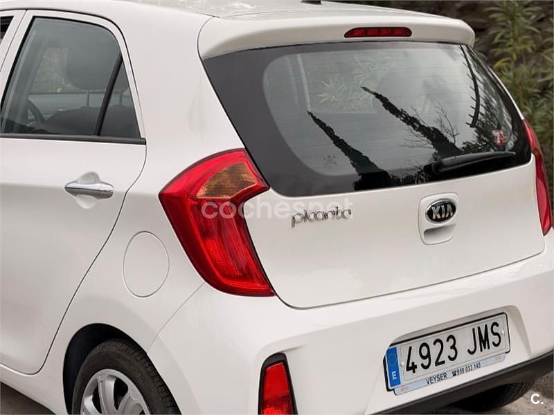 Usado Kia Picanto 66 CV (48 kW) 2016 Blanco Utilitario