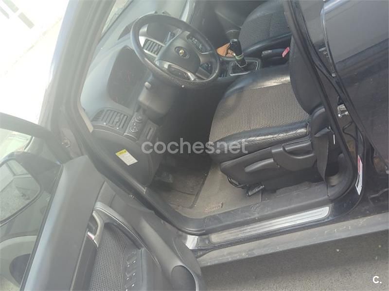 Usado Chevrolet Captiva LS 127 CV (93 kW) 2008 Negro SUV