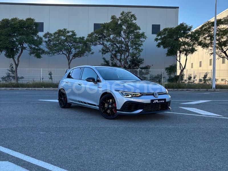 Usado VW Golf GTI Clubsport 301 CV (221 kW) 2022 Gris / plata Berlina