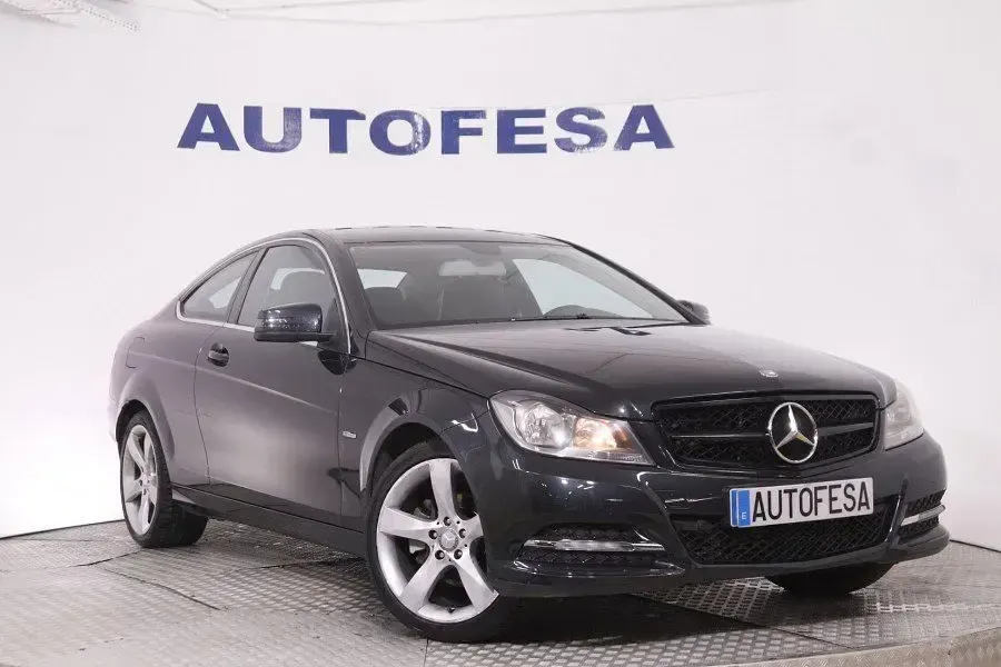 Usado Mercedes C250 204 CV (150 kW) 2014 Negra Coupe