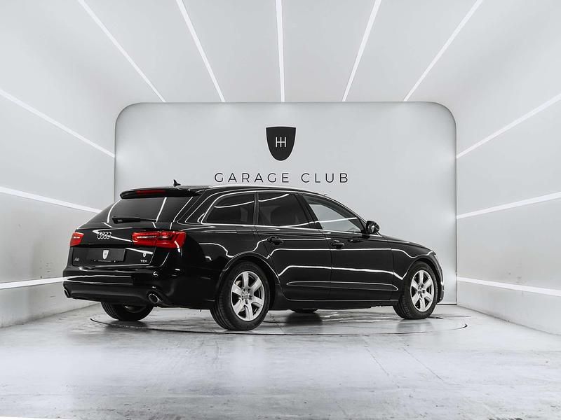 Käytetty Audi A6 Ambiente 204 HP (150 kW) 2012 Musta Farmari