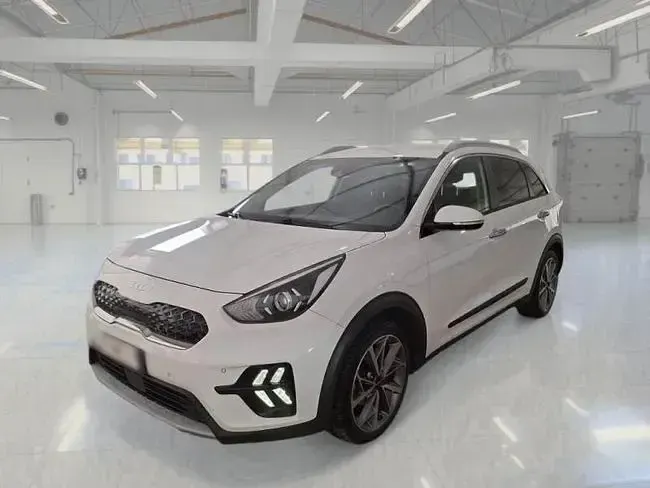 Usado Kia Niro 141 CV (103 kW) 2022 Blanco SUV