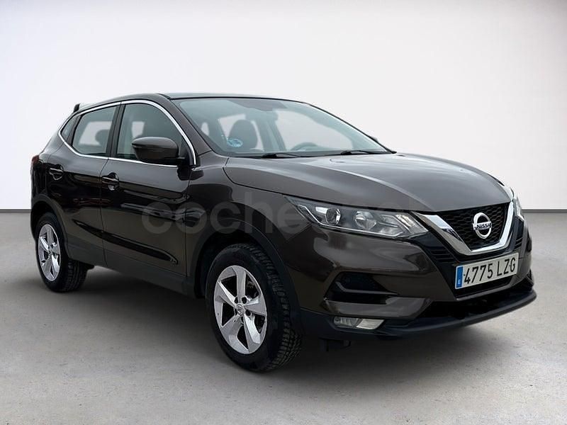 Usado Nissan Qashqai Acenta 140 CV (102 kW) 2022 Marrón SUV