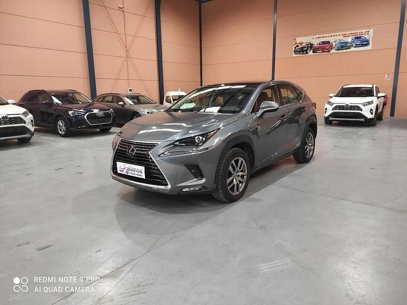 Usado Lexus NX300h 197 CV (144 kW) 2021 Gris SUV